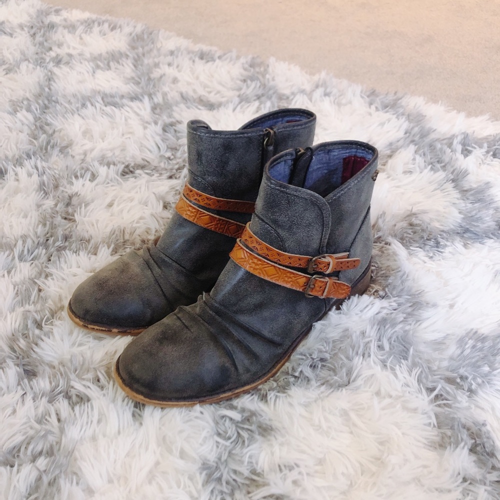 Black Roxy Ankle Booties